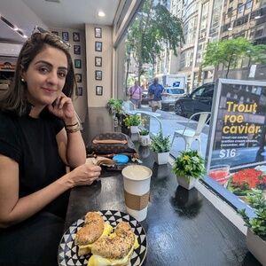 Meet your Posher, Aliza